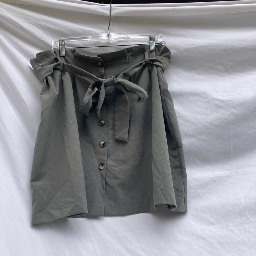 Asos Green Button Down Mini Skirt with a Tie Belt, Size 14
